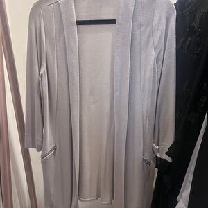 Light Gray Women’s Open-Front Cardigan - Stylish Layering Piece